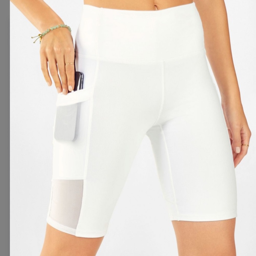 Mika Pocket Short
